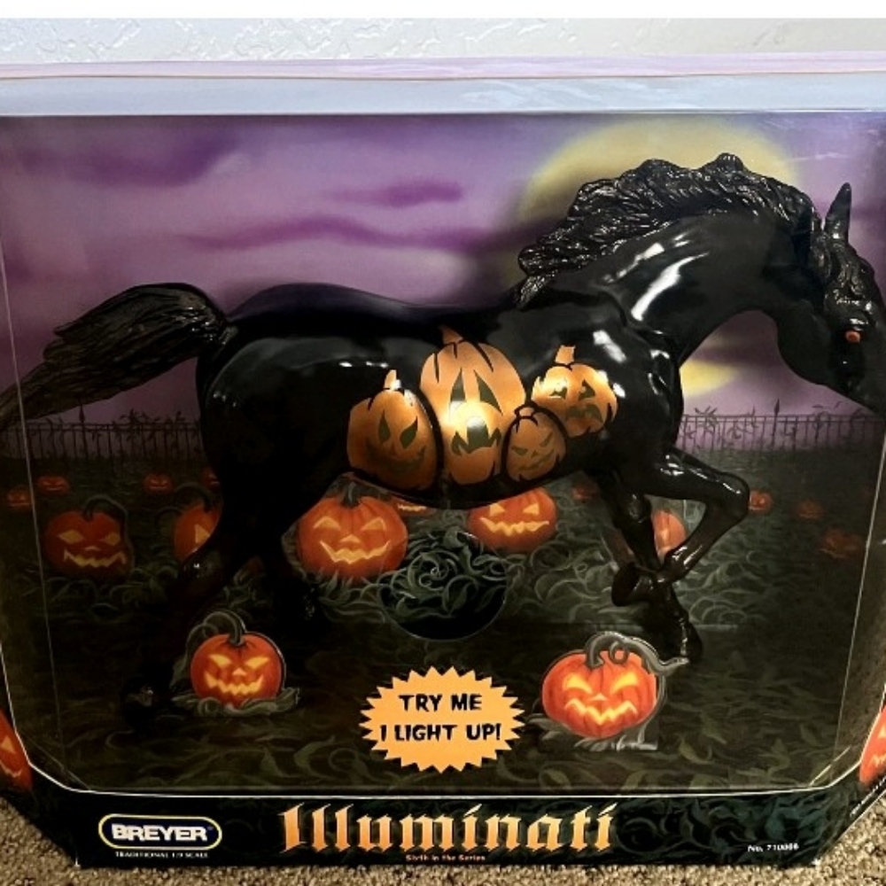 Breyer Halloween Horse Illuminati 6th in the series 2005 No. 710006 NIB!